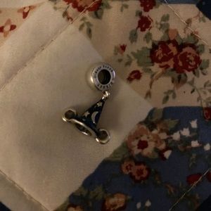 PANDORA DISNEY MICKEY MOUSE SORCERER’S HAT CHARM✨